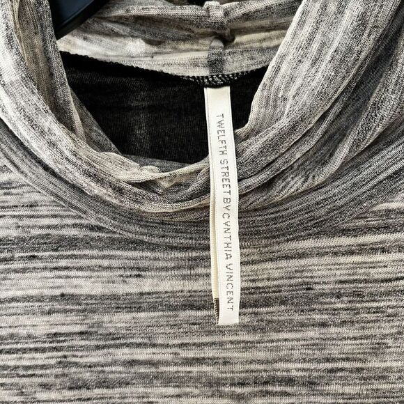 Twelfth Street By Cynthia Vincent Long Sleeve Turtleneck Top Women's Size Large - Picture 8 of 16